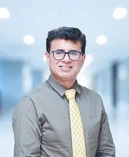 dr-naveen-bhamri